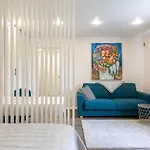 Cozy Stylish Studio Apartment With Free Parking By Centralapartments