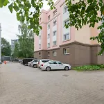 Cozy Stylish Studio Apartment With Free Parking By Centralapartments