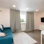 Cozy Stylish Studio Apartment With Free Parking By Centralapartments