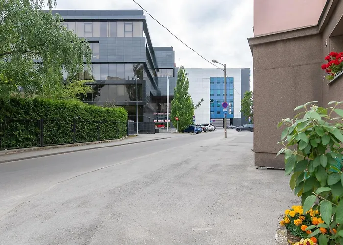 Cozy Stylish Studio Apartment With Free Parking By Centralapartments